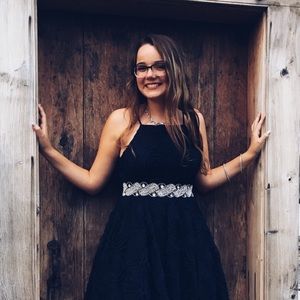 Meet your Posher, Natalie